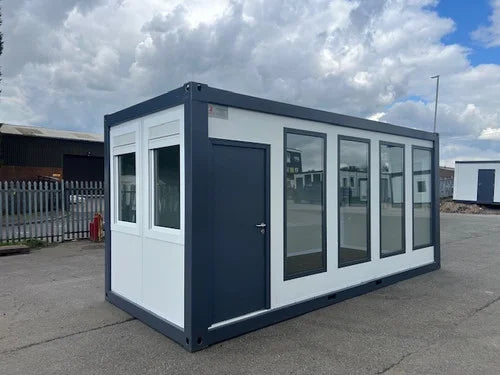 Mobiel kantoor met panoramische ramen