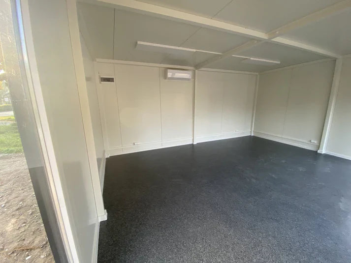 Kantoorcontainer 6x4,70m