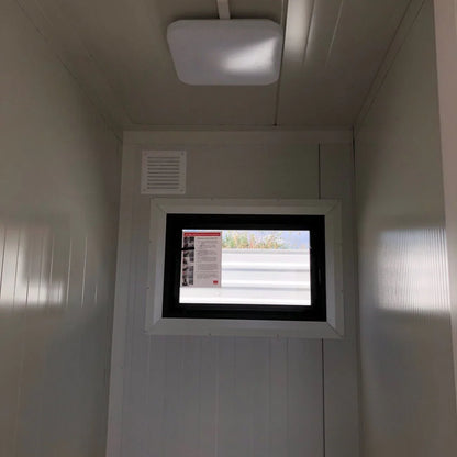 Sanitaire container van sandwichpanelen, 6,00 × 3,00 m