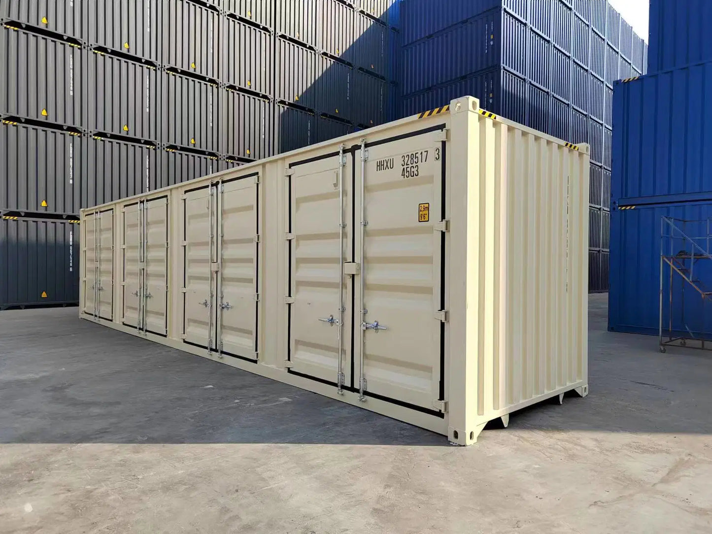 40ft High Cube Open Side (OS) container – Nieuw beige