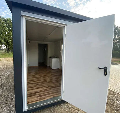 Container 6×2,40m + toilet, douche en keuken