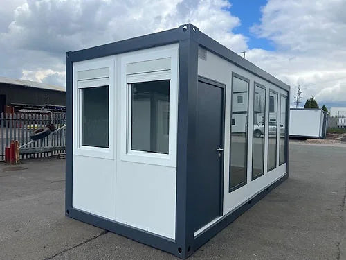 Mobiel kantoor met panoramische ramen