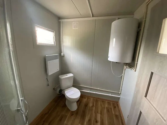 Container 6×2,40m + toilet, douche en keuken