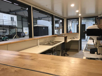 20' Cafetaria-/snackbarcontainer – Mobiel en functioneel