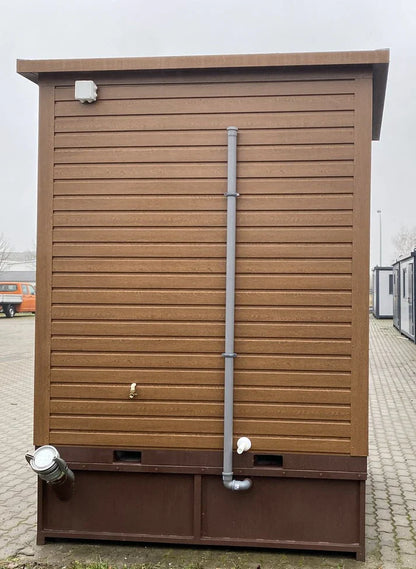 Sanitaire container in houten design met afvalbak