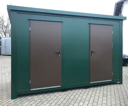 Toiletcabine voor twee personen, 4x2 meter, met douche.